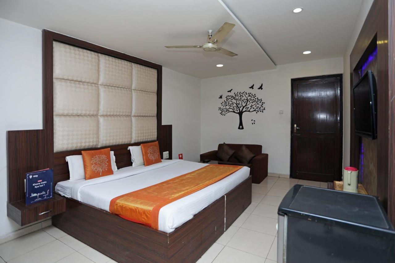 The Gagan Plaza Hotel Kanpur Buitenkant foto