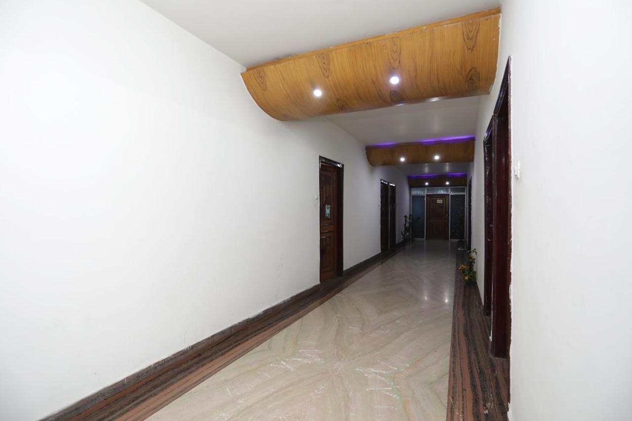 The Gagan Plaza Hotel Kanpur Buitenkant foto