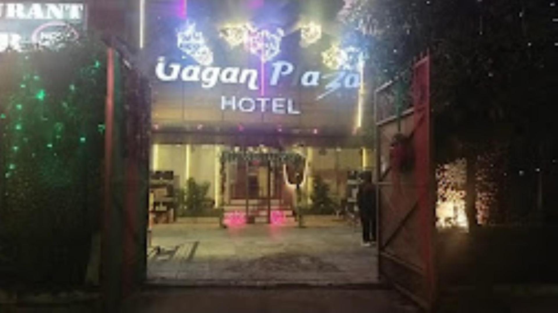 The Gagan Plaza Hotel Kanpur Buitenkant foto